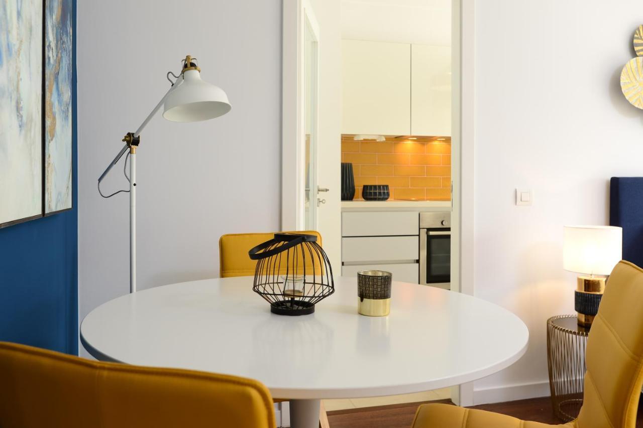 New Loft With Swimming Pool At Parque Das Nacoes! Lisbon Bagian luar foto